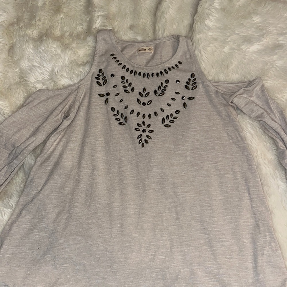 hollister cold shoulder top